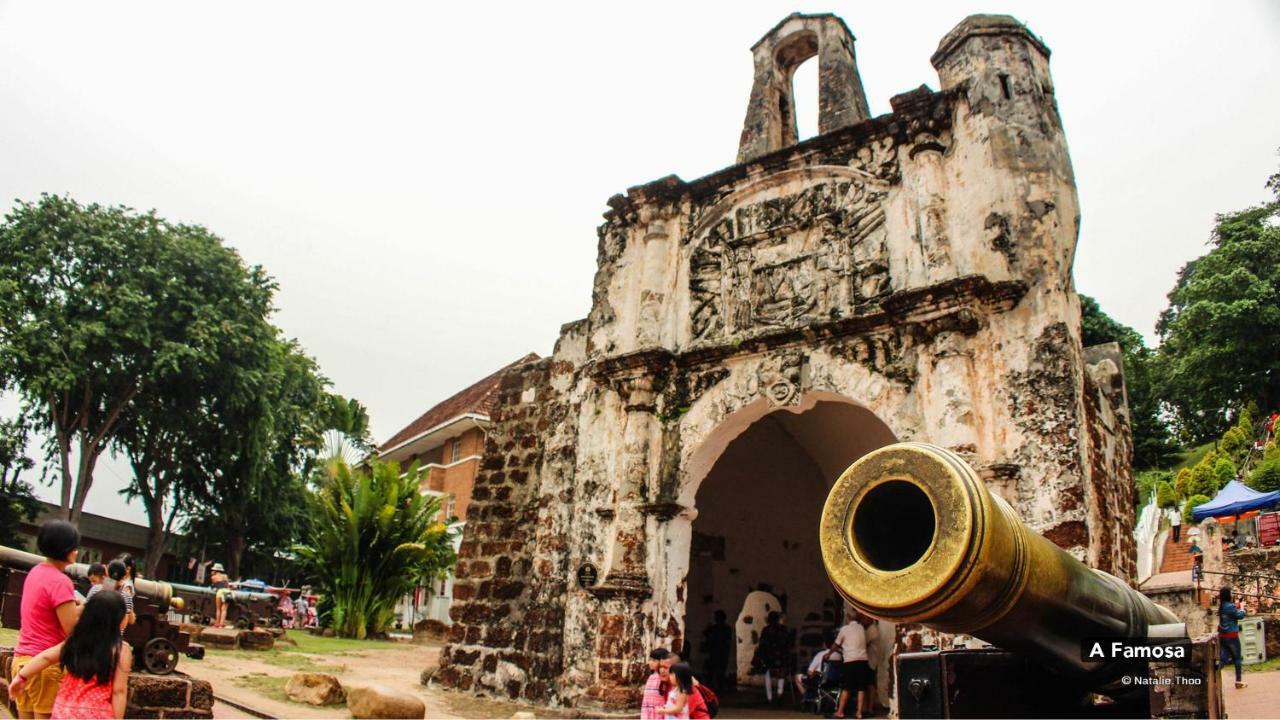 ホテル ウェイリア Malacca エクステリア 写真